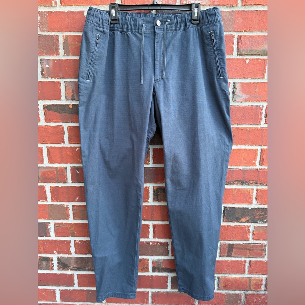 L. L. Bean Explorer Blue Sz L 34” Ripstop Pants Comfort Waist Tapered Leg T2